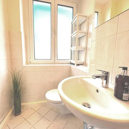 Monteurwohnung 25 3 * Plauen